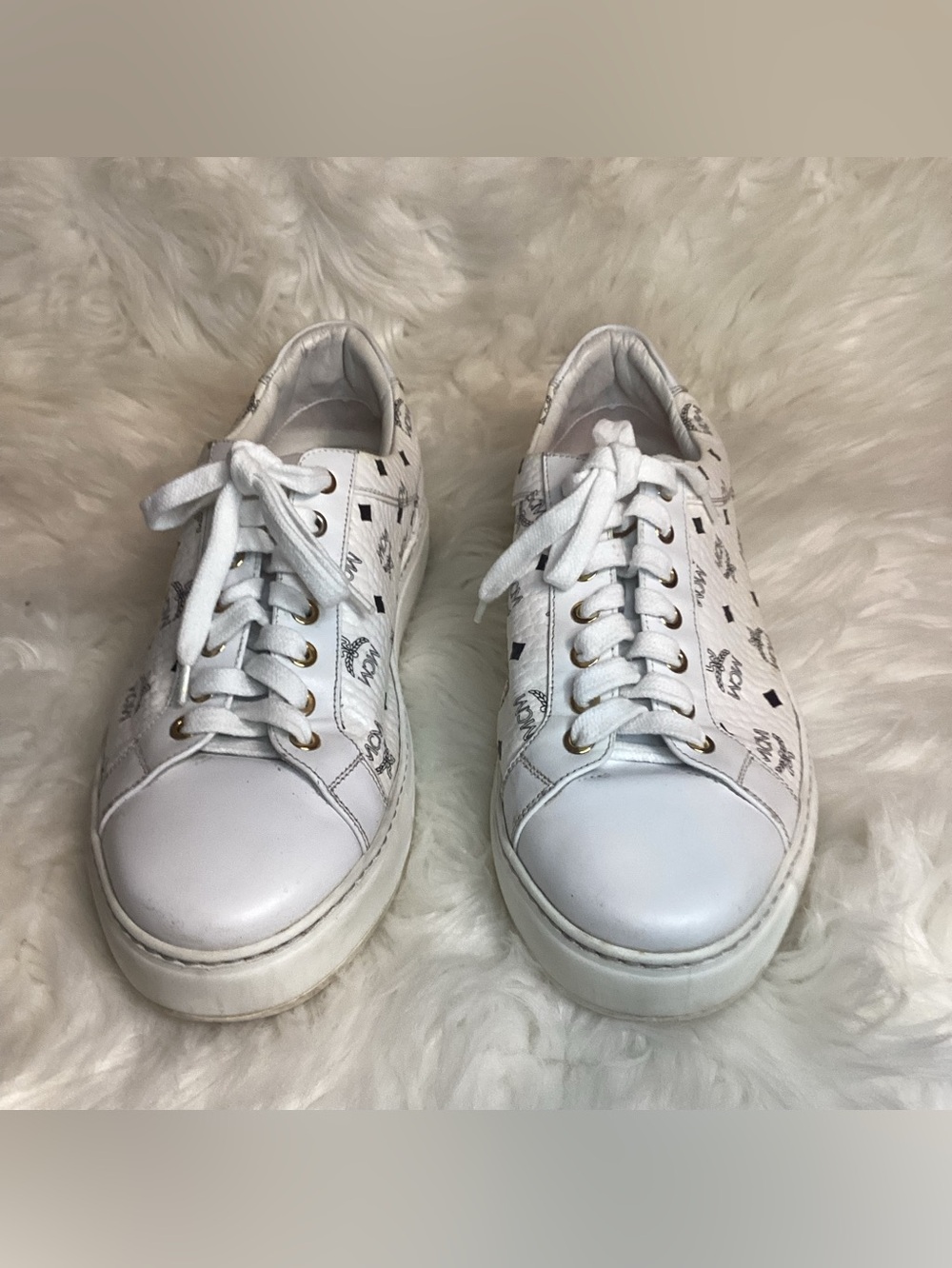 MCM White Leather Logo Print Women's Low-Top Sneakers